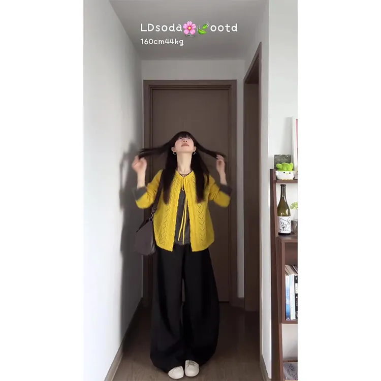 2025新款假两件麻花宽松气质设计感针织衫长袖秋季女+裤子两件套