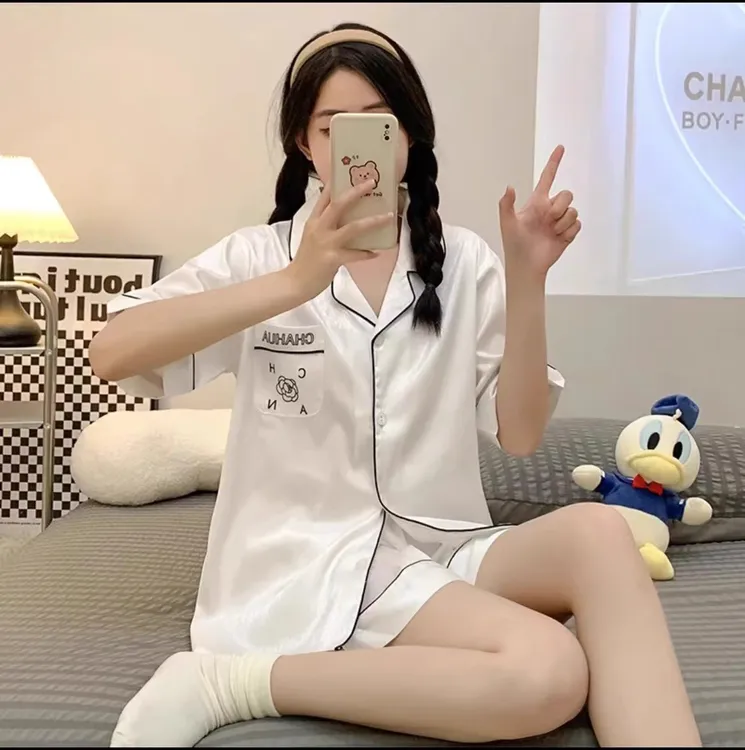 冰丝睡衣女夏季薄款短袖网红2024新款轻奢高级感山茶花家居服套装