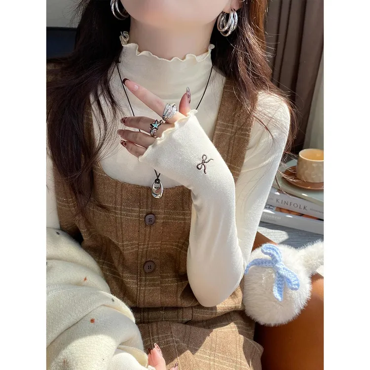 莲叶*螺纹德绒秋冬高领木耳边上衣女设计感韩版简约修身显瘦针织