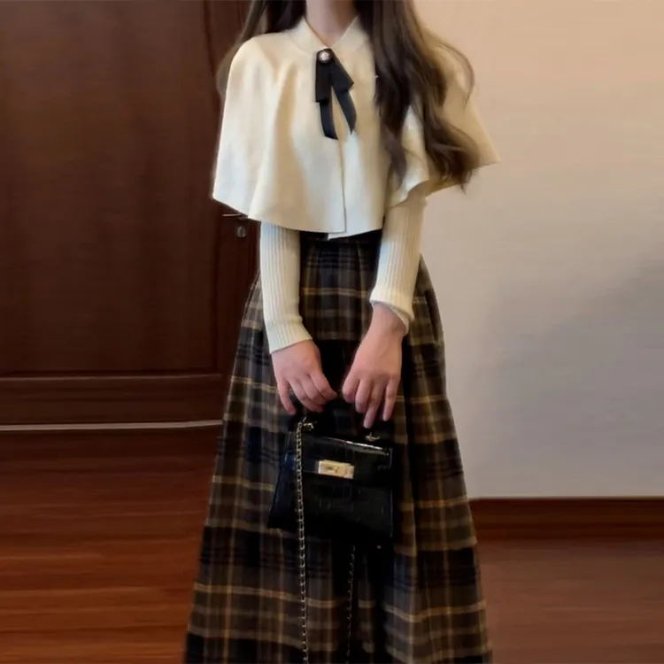 富家千金斗篷毛衣连衣裙子女秋冬季2025新款高级感小个子香风套装