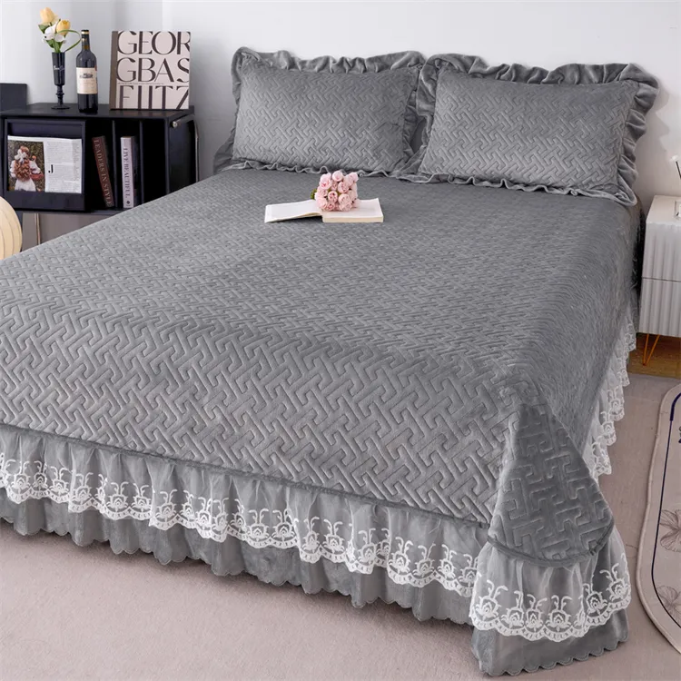 纯色牛奶绒夹棉花边床盖三件套加厚加绒榻榻米炕盖单件水晶绒床单