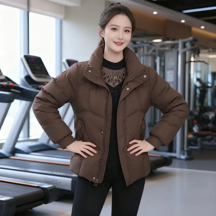 羽绒服女新款2025冬季免洗时尚保暖国标鸭绒宽松防寒服外套