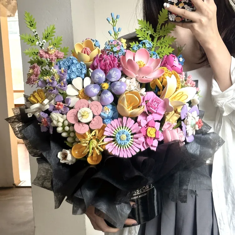 积木花束积木仿真花束女生系列抱抱桶全套拼装女孩玩具圣诞节礼物