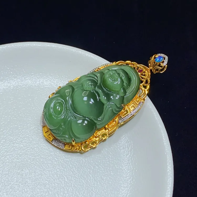 18k金镶天然和田玉高冰猫眼逍遥佛佛公颈饰吊坠精美款-收藏珍品