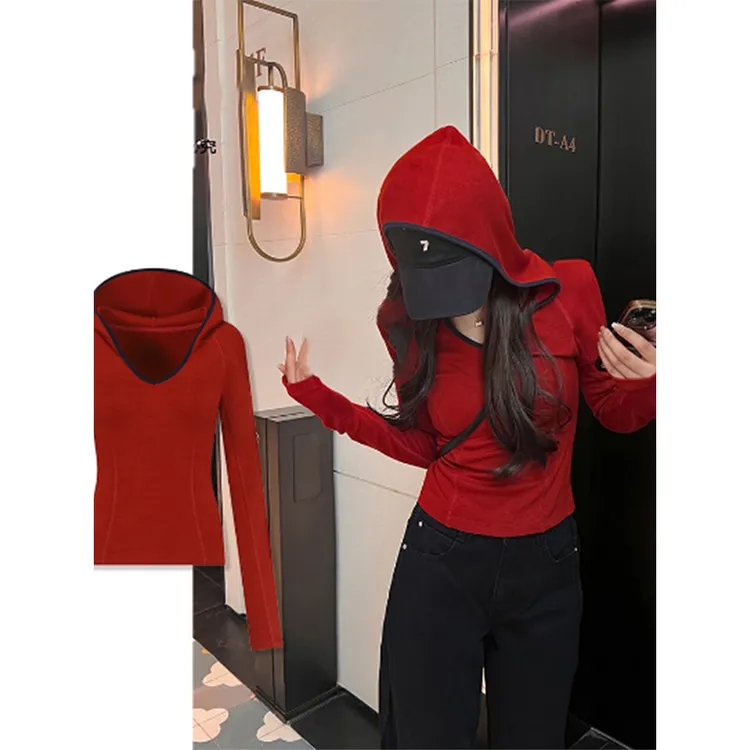 小个子显瘦短款连帽红色正肩上衣女春季独特别致绝美修身长袖t恤