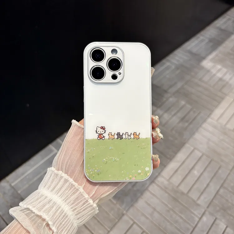 苹果/华为/oppo/vivo/小米 凯蒂与小伙伴适用iPhone17玻璃手机壳