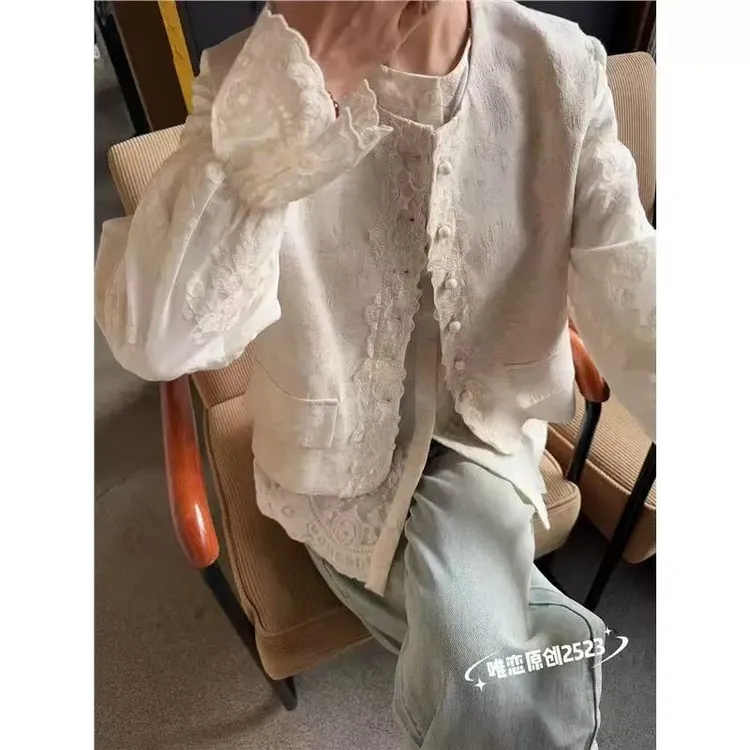 MX早春法式重工蕾丝春季小众设计感高级感马甲上衣气质