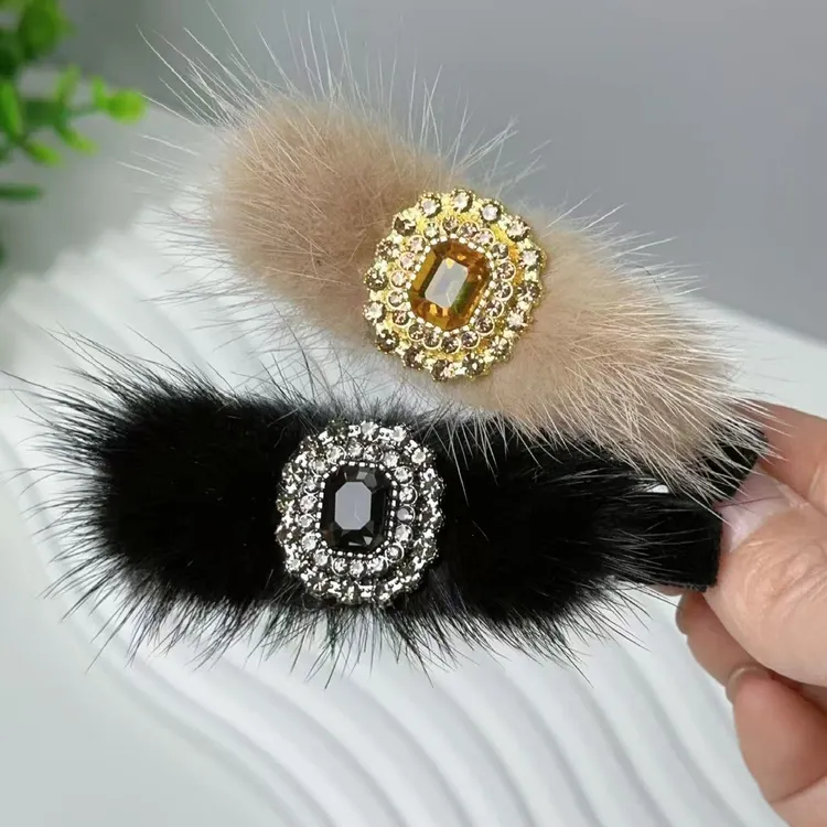 2025秋冬新款水貂毛鸭嘴夹少女风侧边刘海夹女小清新时尚百搭发饰