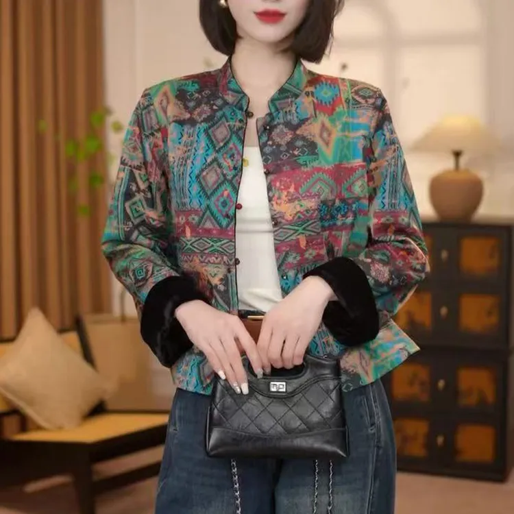 2025秋季新款洋气设计感国风新中式盘扣金丝绒正反两穿上衣短外套