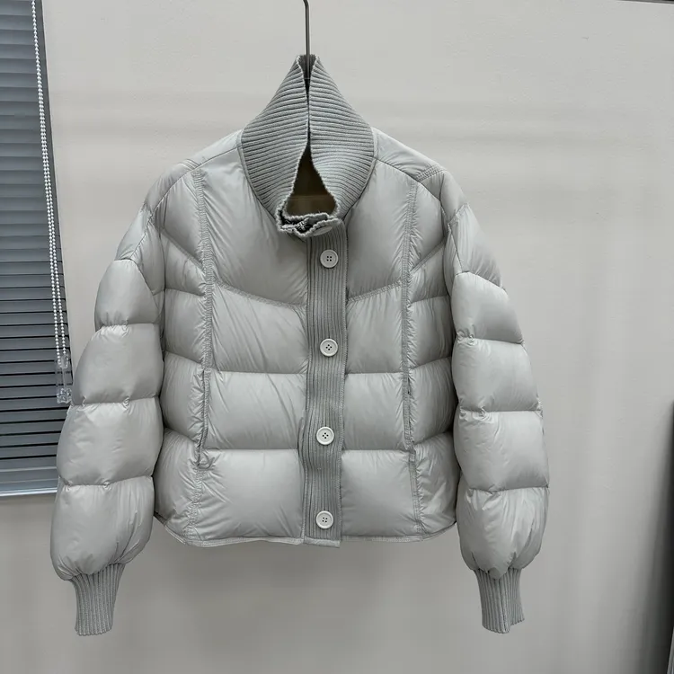 针织拼接羽绒服女短款冬季新款90白鸭绒小个子面包服加厚休闲外套