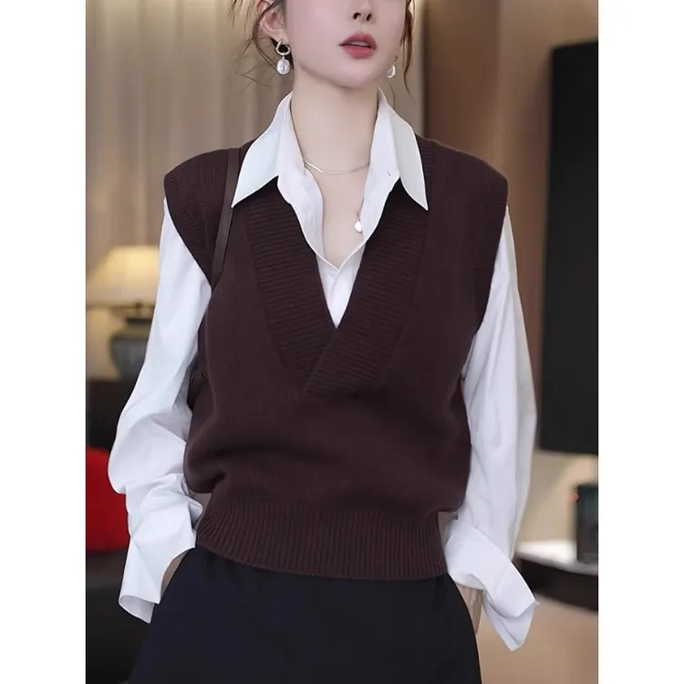 v领马甲2025秋季复古极简风针织背心潮流叠穿坎肩上衣洋气马夹女