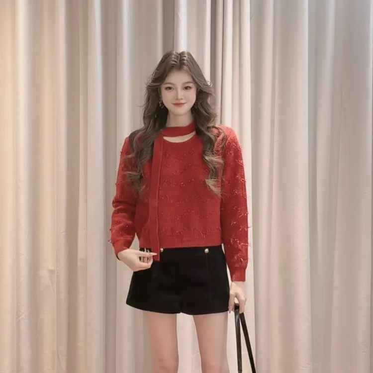 IEF/爱依服2025秋冬新款法式温柔纯欲氛围感通勤百搭毛织上衣