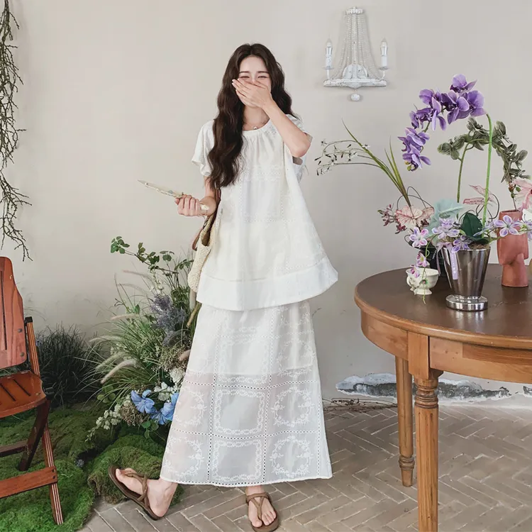 法式提花镂空套装裙女2025夏季新款复古氛围感浪漫风温柔系两件套