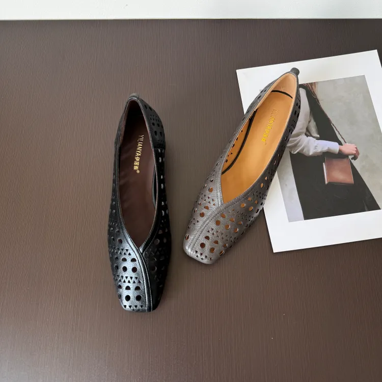 夏季镂空单鞋女粗跟中跟鞋方头时尚奶奶鞋透气百搭工作鞋H158-156