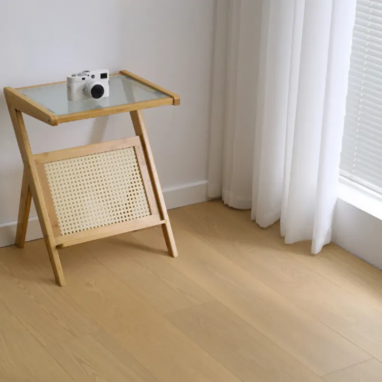 南浔军威地板厂家方举#15厚新三层整芯实木地板