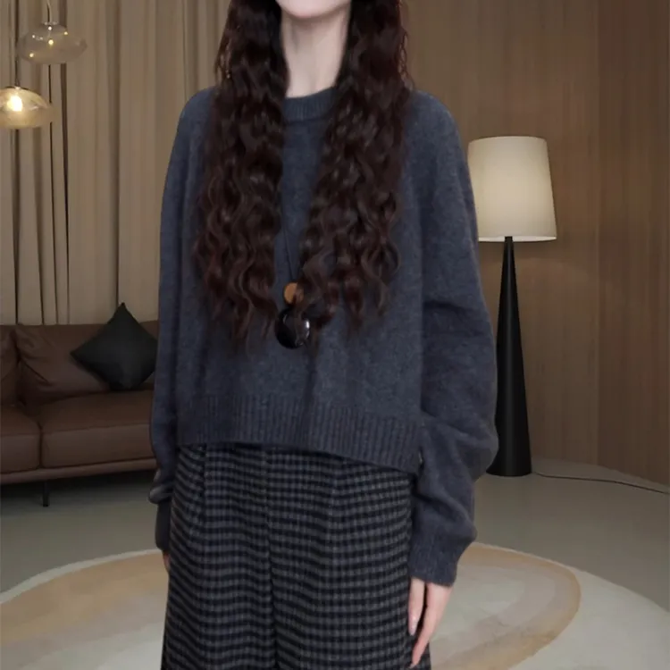 韩系慵懒风纯色圆领针织衫春季新款松弛感显瘦遮肉舒适软糯毛衣女