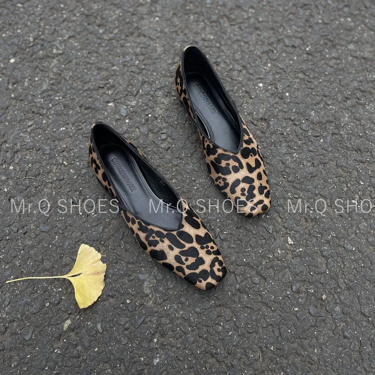 34-40码/跟高2.5cm/黑棕豹纹/法式小众设计师款气质方头豹纹单鞋