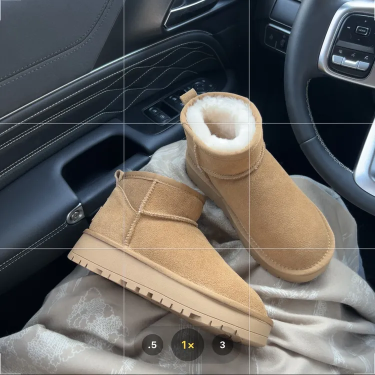 【现货清！真皮真毛】厚底周冬雨皮毛一体牛筋底女款经典保暖雪地靴