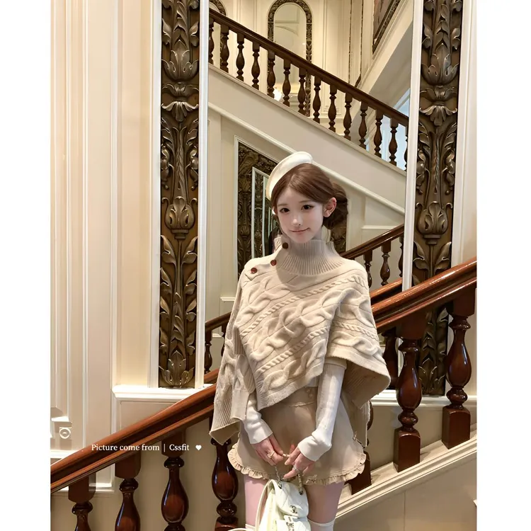 迟伞伞25/fw 焦糖利口酒 vivien w*土星高领麻针织不规则斗篷套装