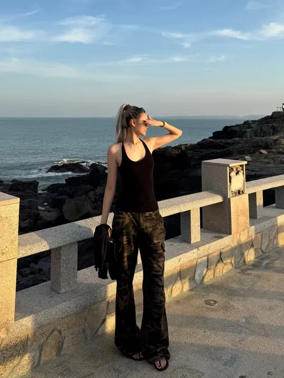 Hey Here｜美式复古辣妹迷彩直筒微喇裤街头工装中腰拖地牛仔裤