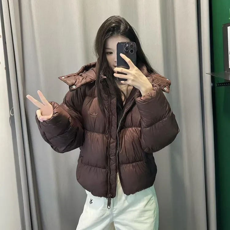 adidas三叶草 保暖运动600蓬鸭绒面包羽绒服 KG4904