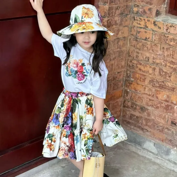 壹妈童装韩版女童时髦洋气套装2025夏装新款儿童短袖T恤碎花半裙