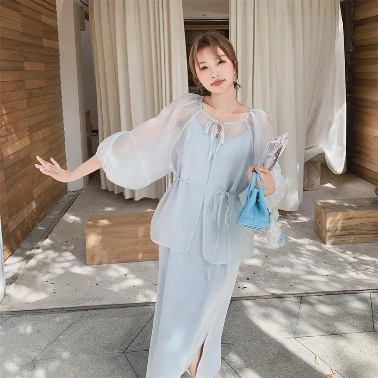 甜美网纱罩衫浅蓝色吊带连衣裙套装女夏2025新款显瘦法式气质长裙
