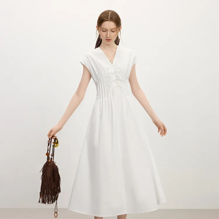 范思蓝恩白色v领蝴蝶结系带收腰连衣裙夏季2025新款裙子25FS12750