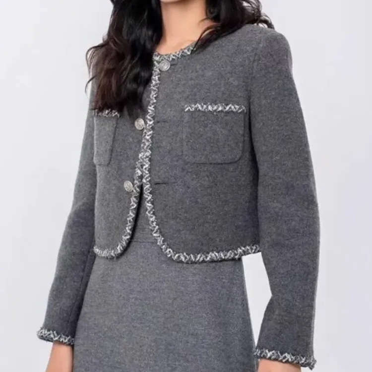 【阿玛施AMASS】5400627上衣女外套经典款小香风短款圆领白色外套