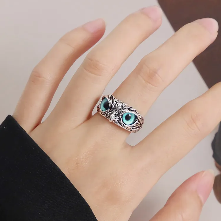 钛钢树脂戒指 创意个性猫头鹰戒指男士时尚复古指环男款灵鹰手工