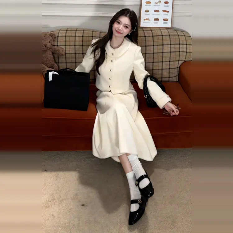 小香风高级外套半身裙一整套2026秋冬新款女装今年流行漂亮套装裙