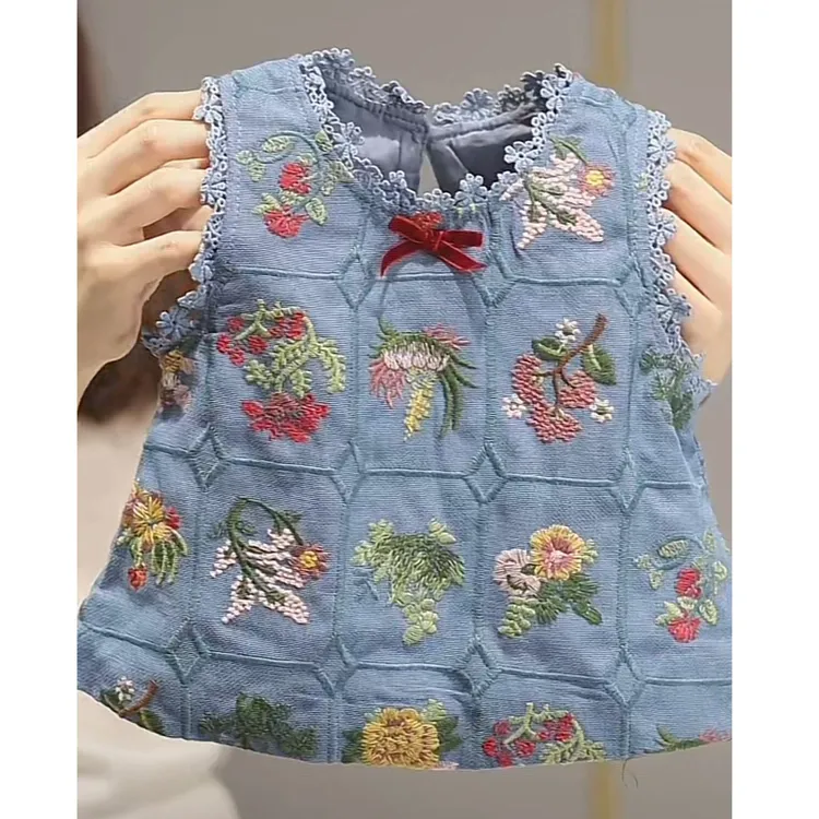 【花朵绣花背心上衣 小乐妈咪】蓓莱乐婴儿装男女童背心夏装1岁E2