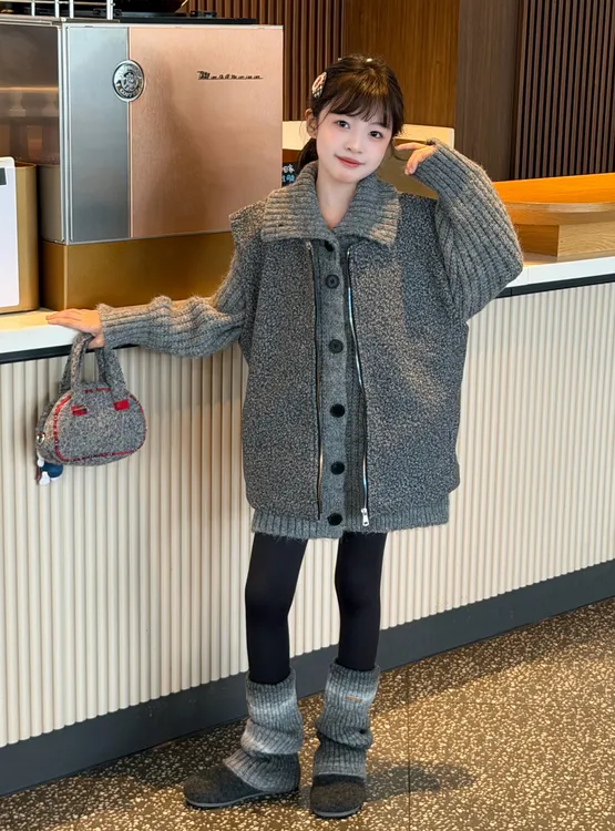 2025女童韩系复古高级琥珀流光毛衣外套针织开衫套装叠穿毛毛马甲