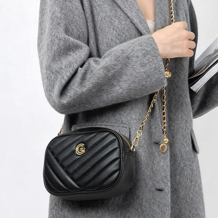 真皮女包2025新款轻奢小众斜挎包百搭多功能大容量高级感单肩包女