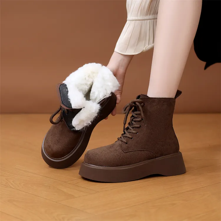 加厚羊毛雪地靴女2025冬季新款百搭厚底勃肯马丁靴皮毛一体大棉鞋
