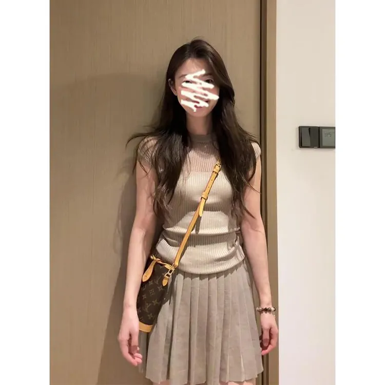 INS CEC2025夏季新款女韩系穿搭圆领短袖上衣气质高腰百褶半身裙