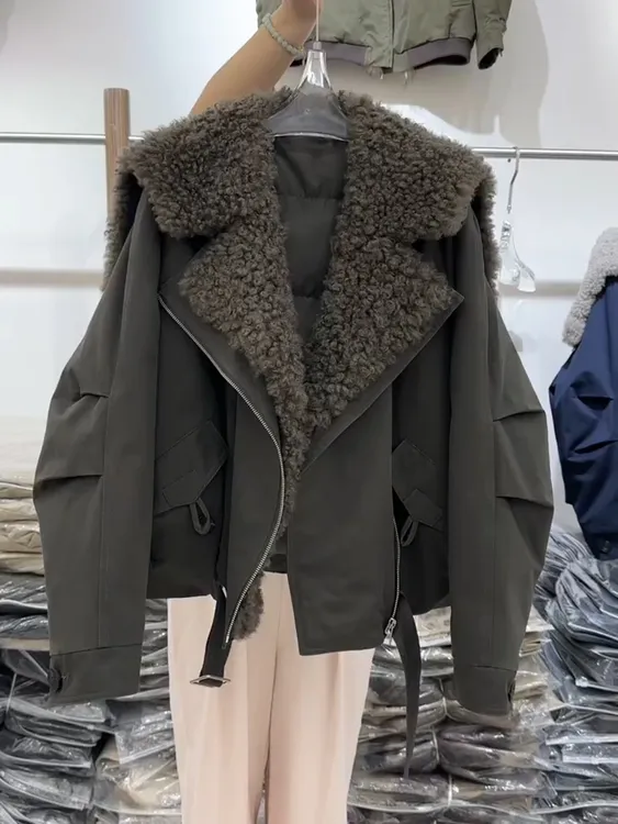 复古气质羊羔毛领棉服女2025冬季新款今年流行爆款保暖派克服外套