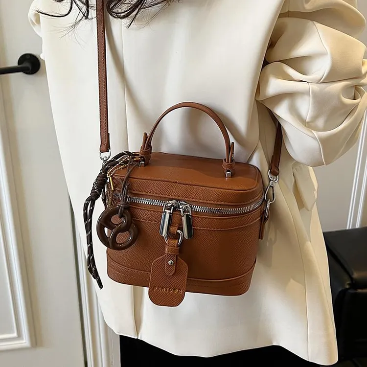 复古小包包女春夏2025新款时尚小众设计韩版斜挎包手提盒子化妆包