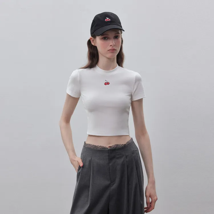 樱桃KIRSH 经典印花圆领短款短袖女夏2025新款韩系甜美修身上衣