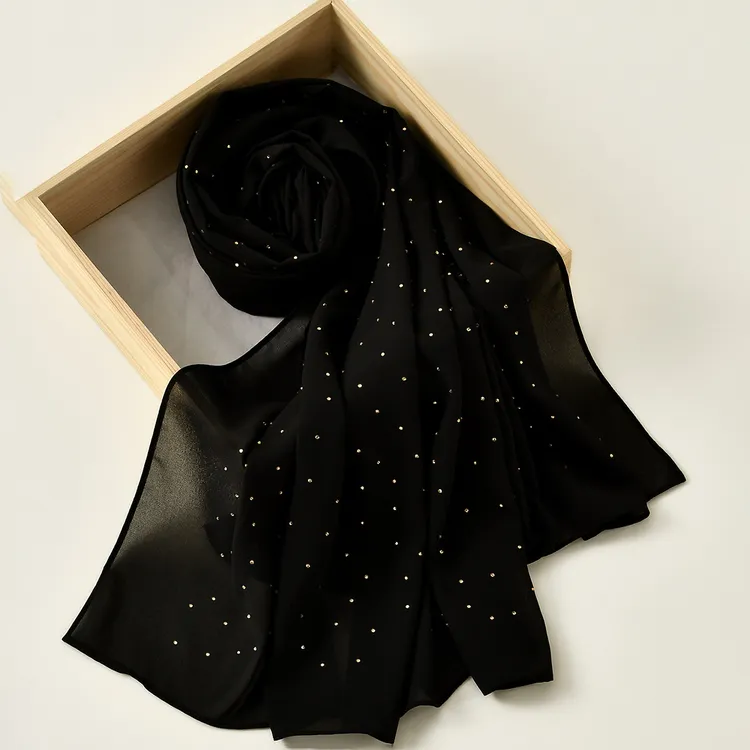 跨境热销新款珍珠雪纺烫钻长巾马来印尼热销流行民族头巾包头巾女