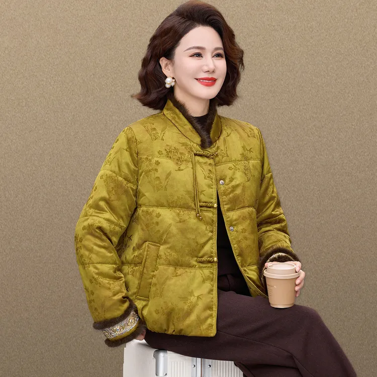 国风棉袄女款2025新款老年人短款加厚棉服洋气中老年妈妈冬装外套