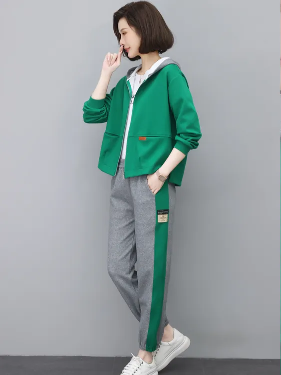 妈妈运动休闲两件套连帽卫衣套装女加绒加厚2025年洋气春秋时尚潮