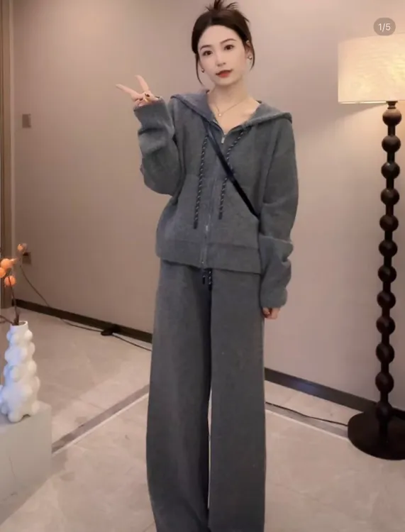 慢跑套装 上衣+休闲裤预显瘦宽松秋冬慵懒感