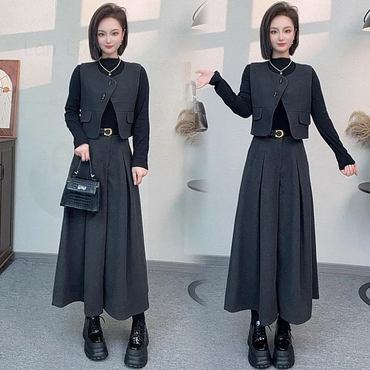 时尚套装女2025秋季新款洋气显瘦毛呢马甲打底衫阔腿裙裤三件套潮