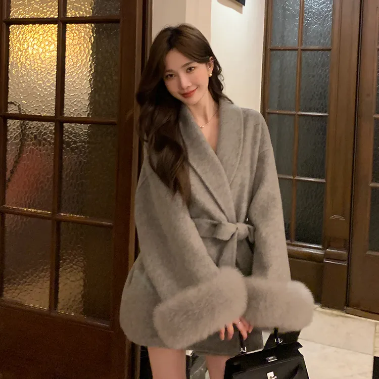 2025秋冬中长款双面绒毛呢外套女洋气仿狐狸毛ins小个子呢子大衣