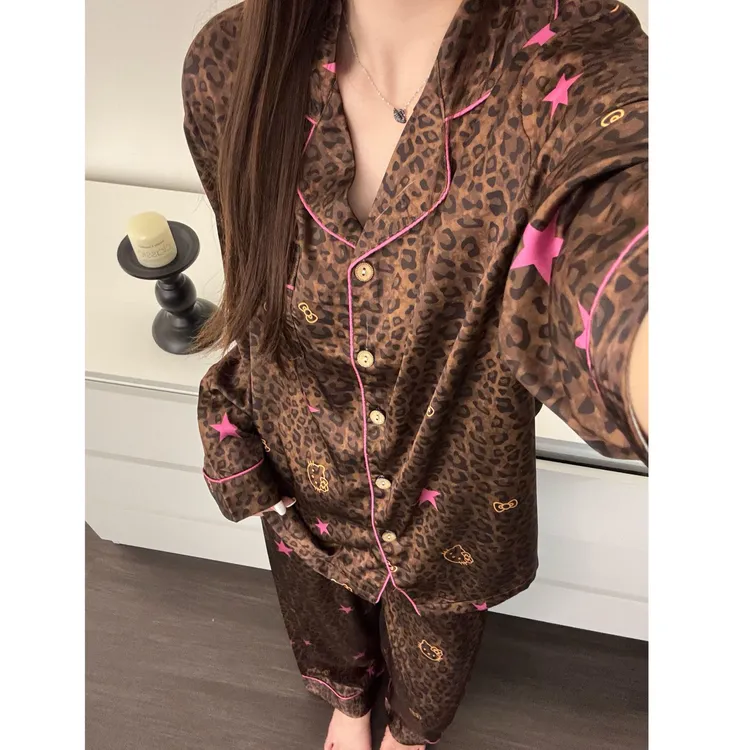 法式轻奢豹纹冰丝印花睡衣女春秋新款长袖长裤大码居家套装可外穿