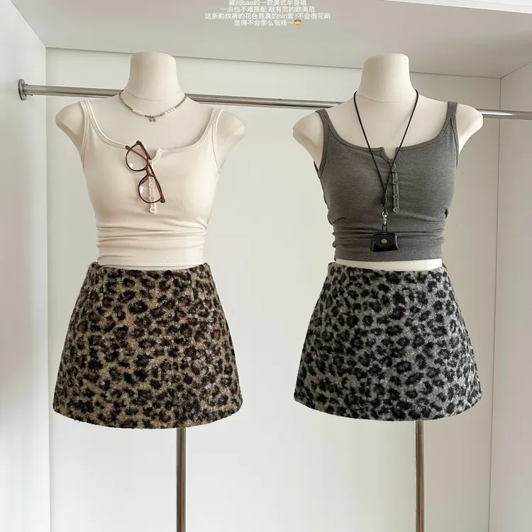 修身设计感短裙豹纹夏季小众高腰包臀裙半身裙纯色美式显瘦性感