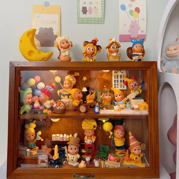 123星星人盲盒收纳造景手办陈列展示架柜场景木质防尘别墅收藏柜