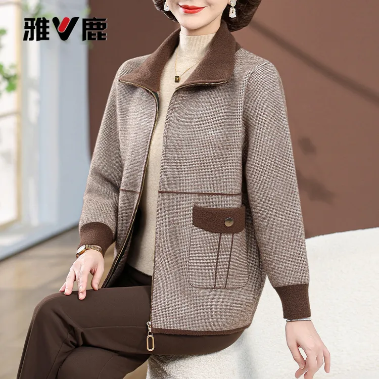 雅鹿优选新款中年妈妈春秋装翻领针织外套时尚中老年女士洋气短款