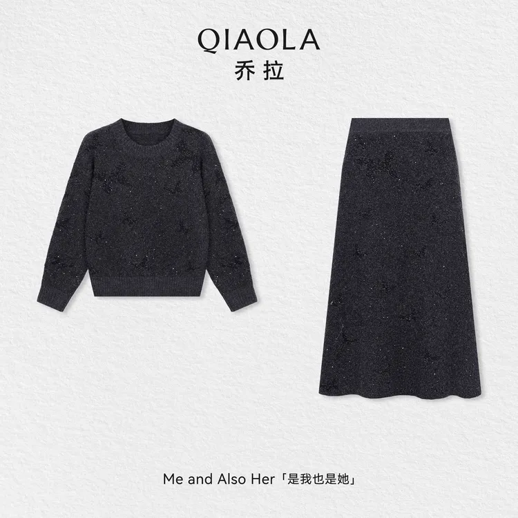 QIAOLA/乔拉【雨夜蝶语】秋冬羊毛百花绒罗纹小圆领设计上衣长裙
